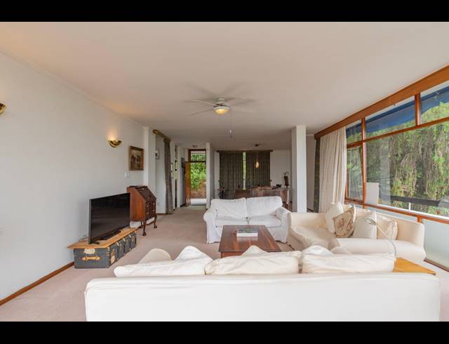 3 BEDROOM APARTMENT RENTED IN TAMBOERSKLOOF